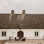 Exklusives In Alleinlage Mit Privater Sauna - La Petite Maison Vakantiehuis