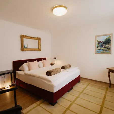 Exklusives In Alleinlage Mit Privater Sauna - La Petite Maison *
