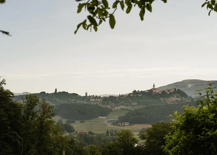 Holiday home Exklusives In Alleinlage Mit Privater Sauna - La Petite Maison *