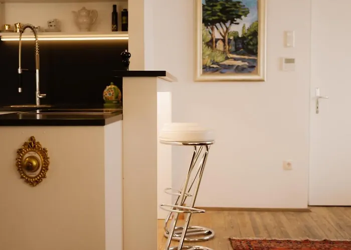 Exklusives Ferienhaus In Alleinlage Mit Privater Sauna - La Petite Maison Straden